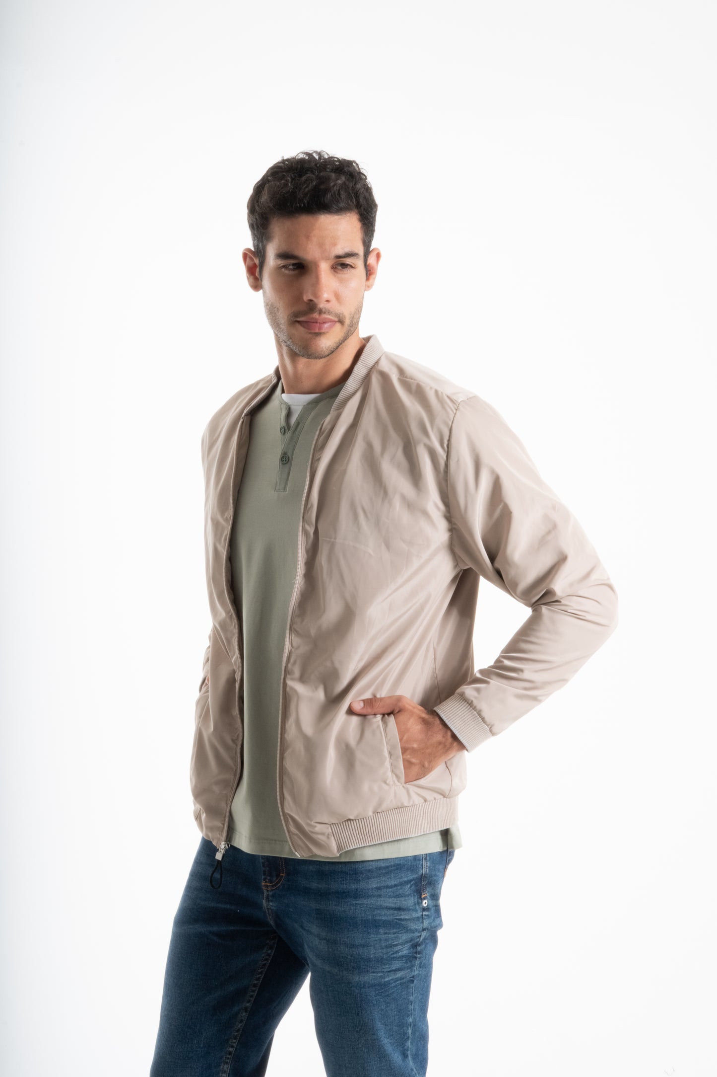 CHAQUETA BOMBER LIGERA KAKI