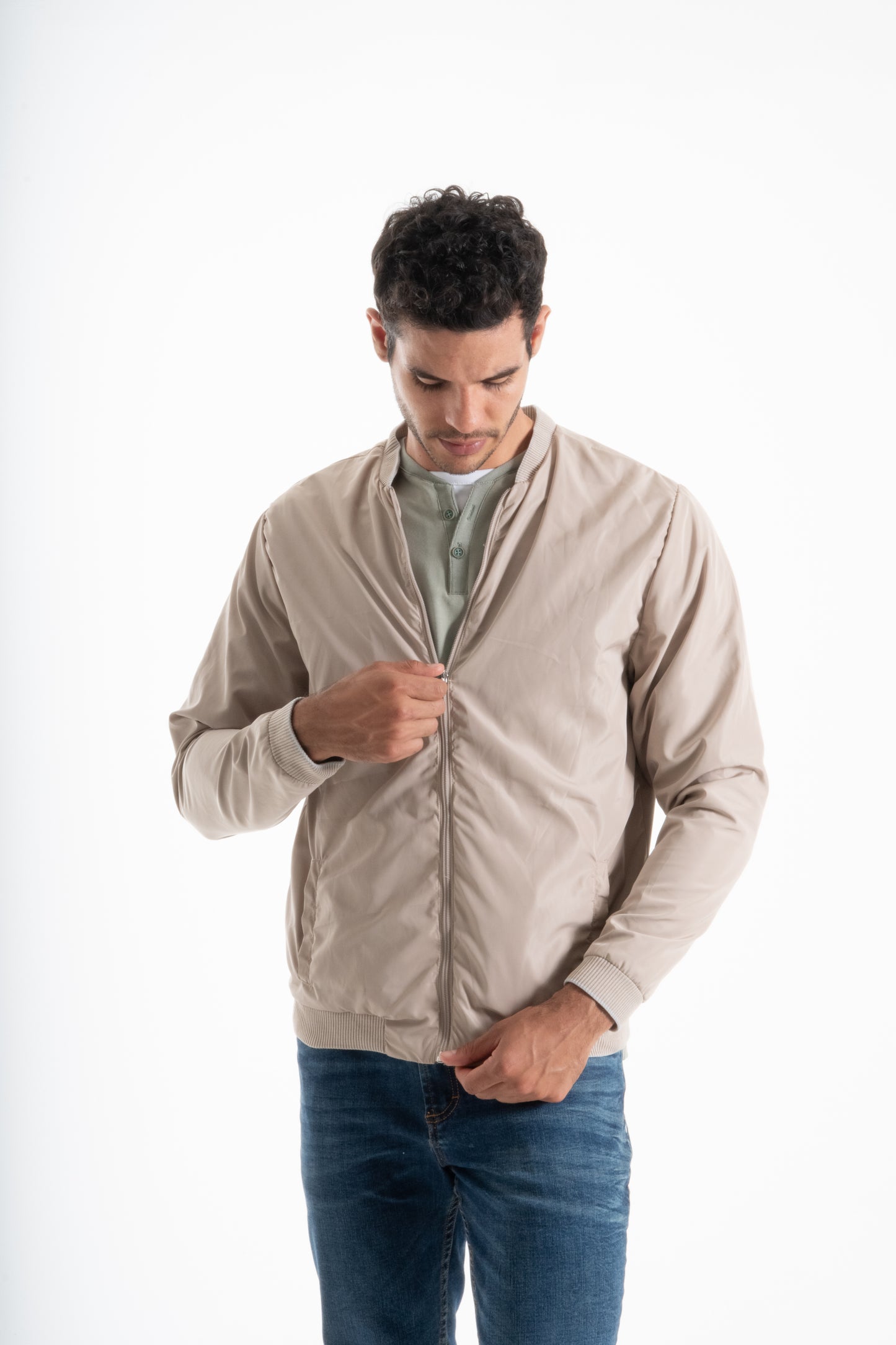 CHAQUETA BOMBER LIGERA KAKI