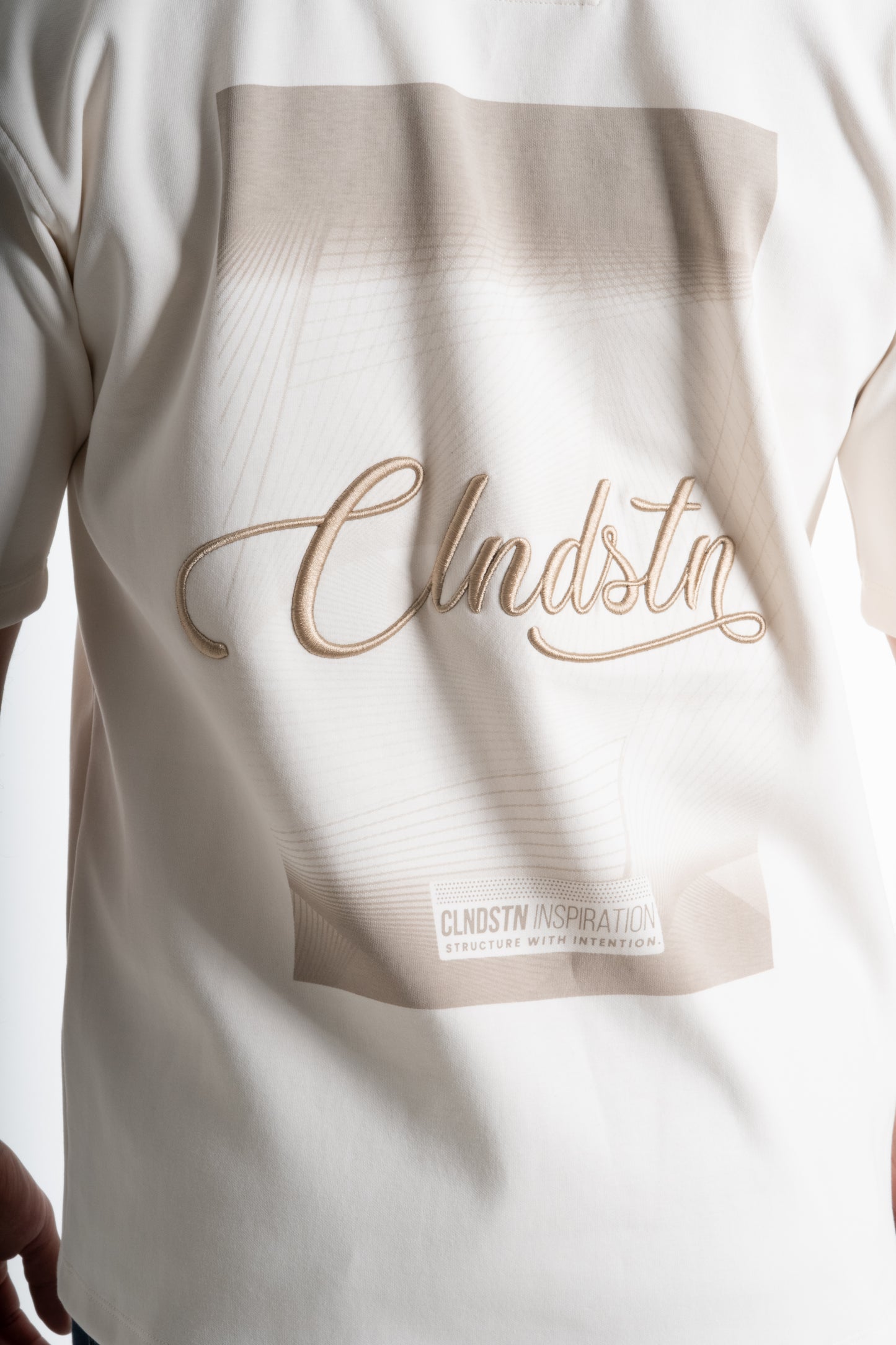 CAMISETA OVERSIZE ESTAMPADA BEIGE