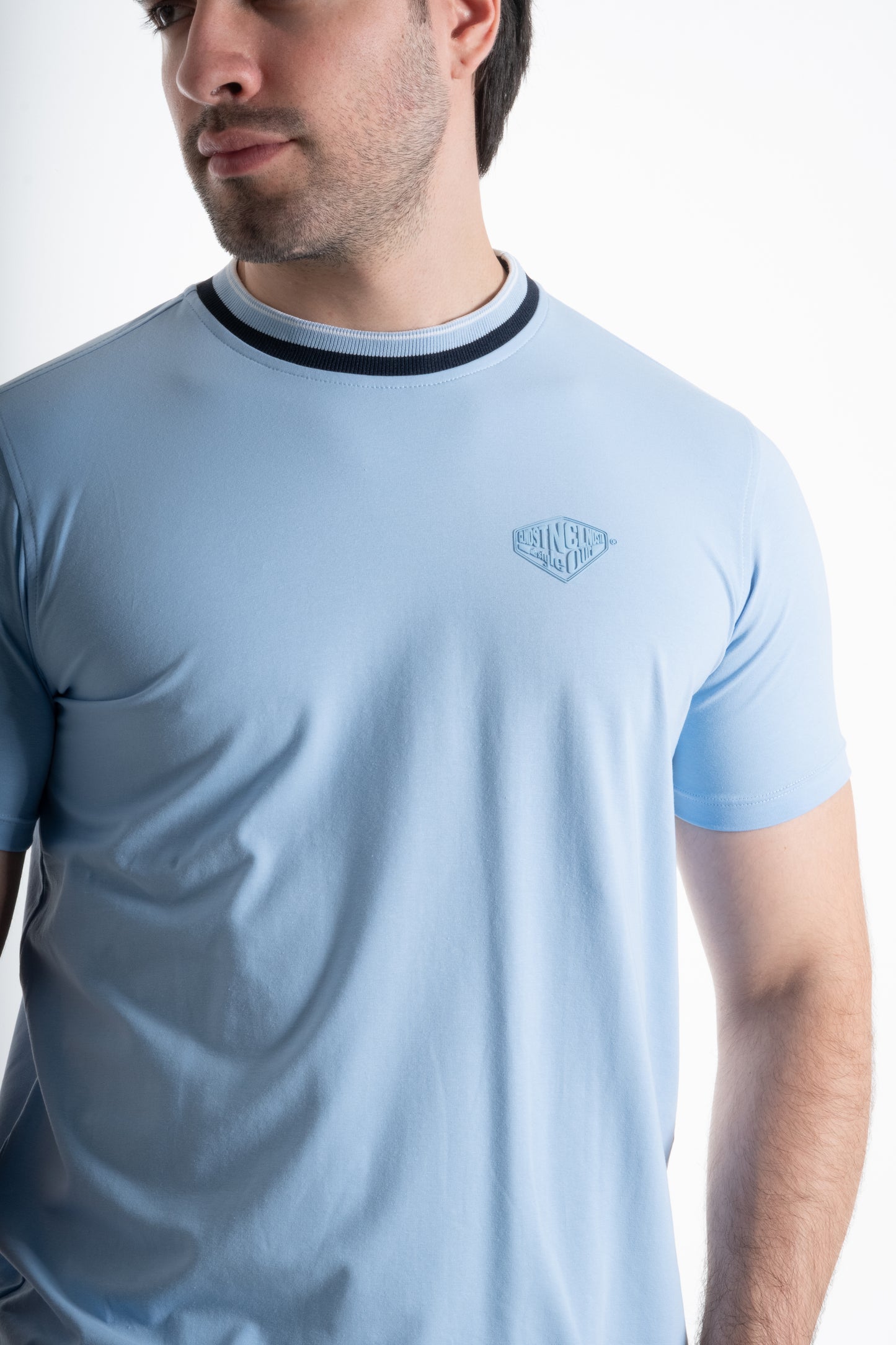 CAMISETA LIGERA AZUL