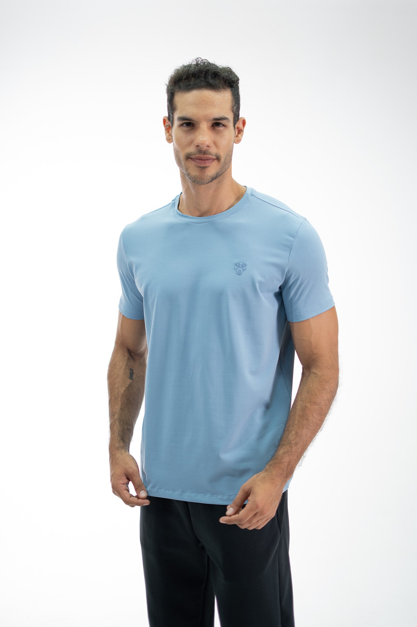 CAMISETA ESSENTIAL AZUL
