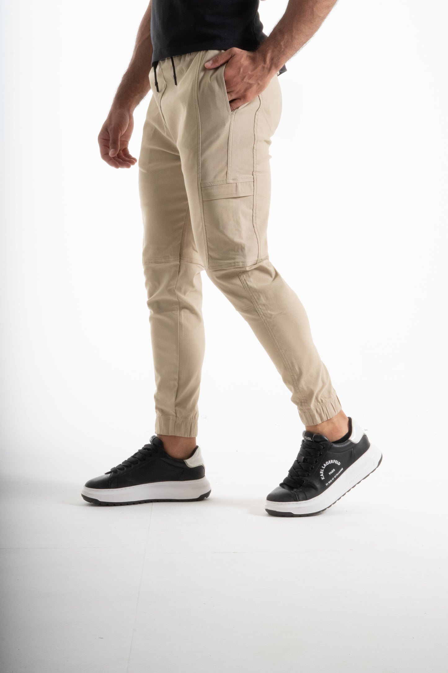 JOGGER CARGO KAKI