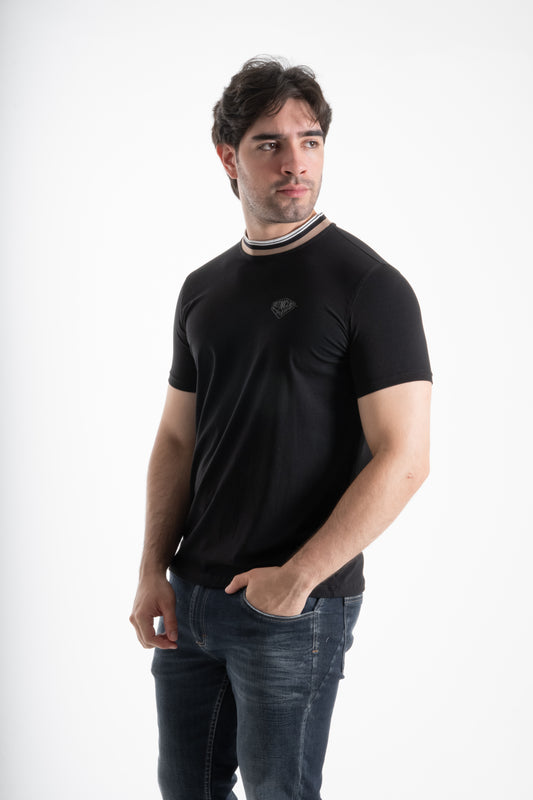 CAMISETA LIGERA NEGRO