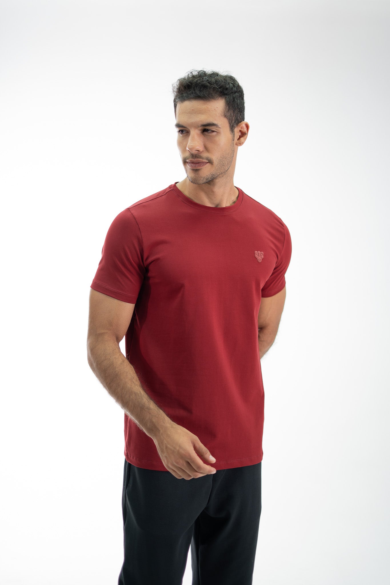 CAMISETA ESSENTIAL MERLOT