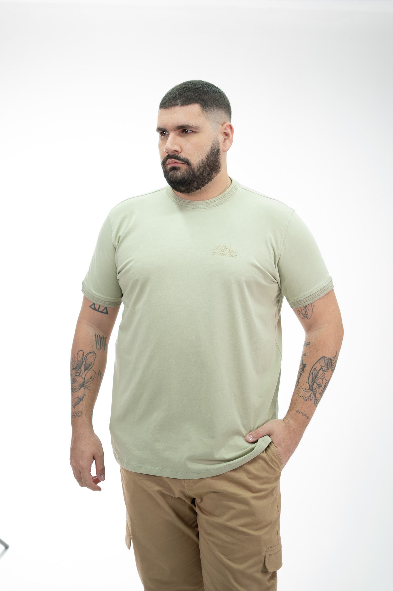 CAMISETA LIGERA VERDE