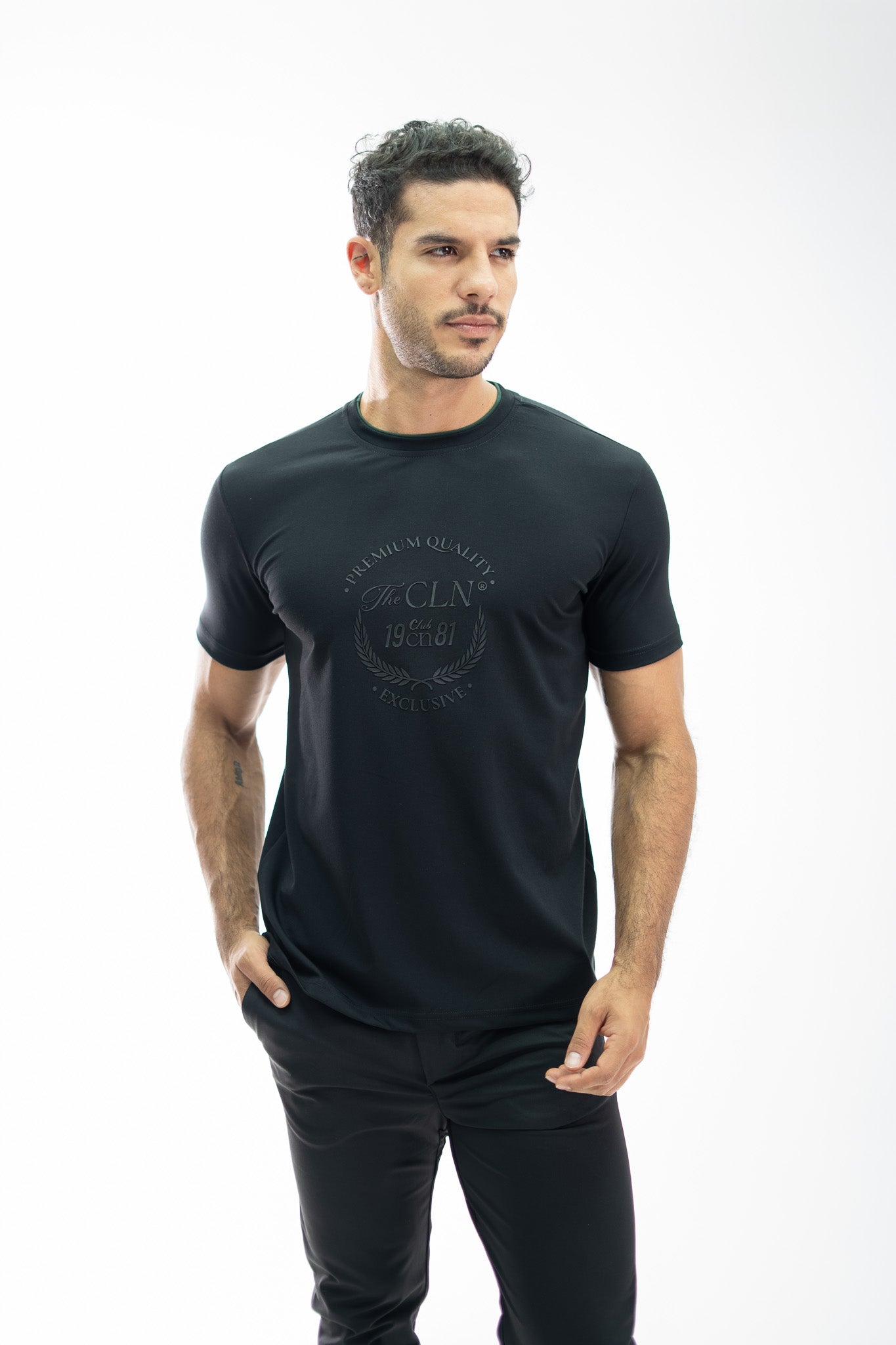 CAMISETA TENCEL NEGRO