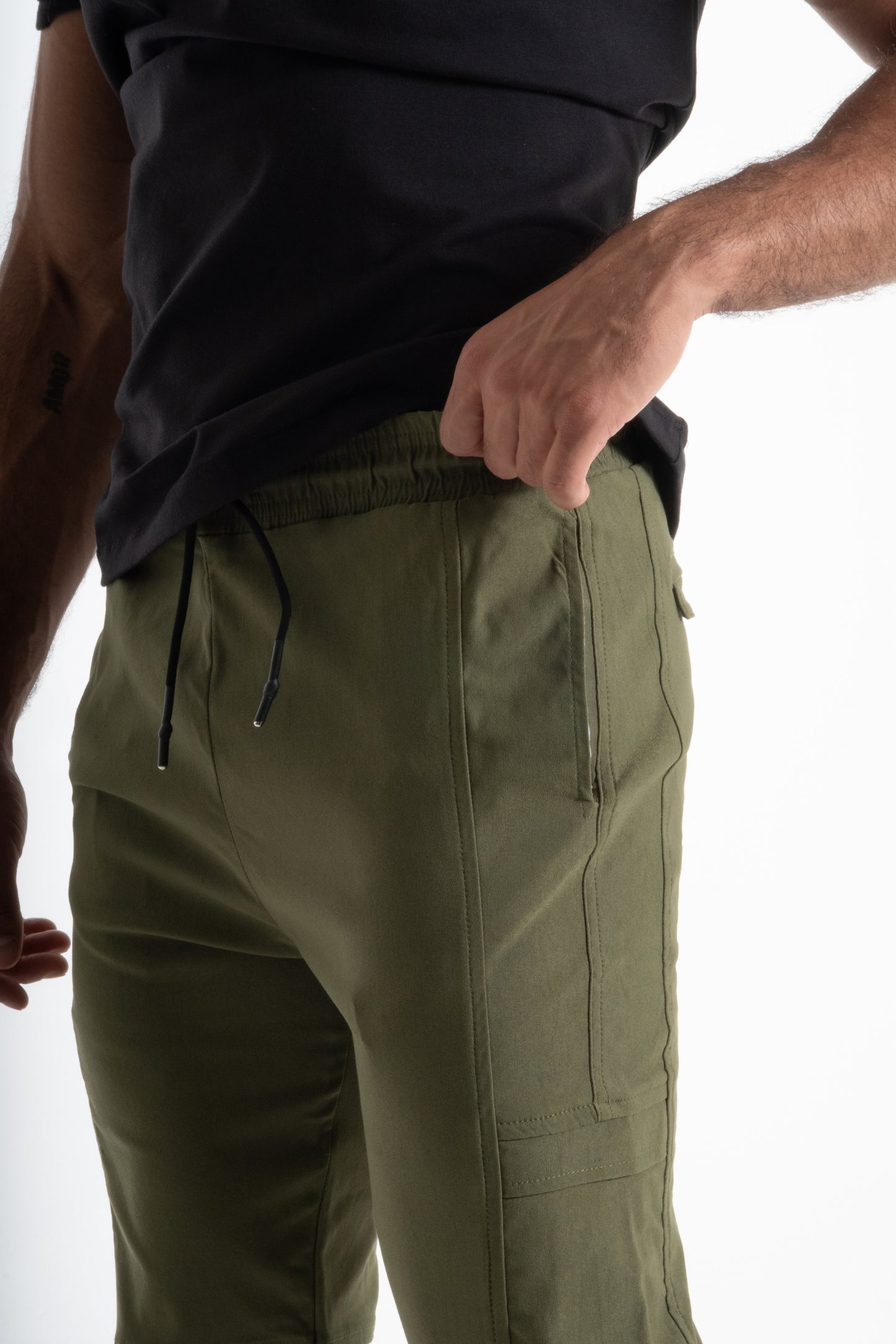 JOGGER CARGO VERDE